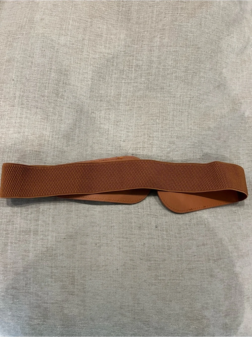 Chain-Accent Elastic Waist Belt in Tan